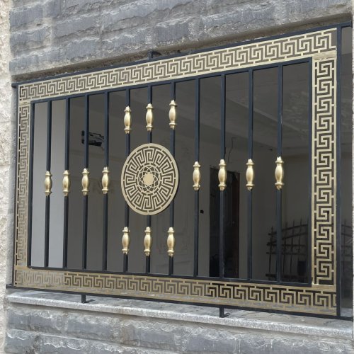 تصميم شباك حديد أنيق وآمن للمنازل – حداد الدمام