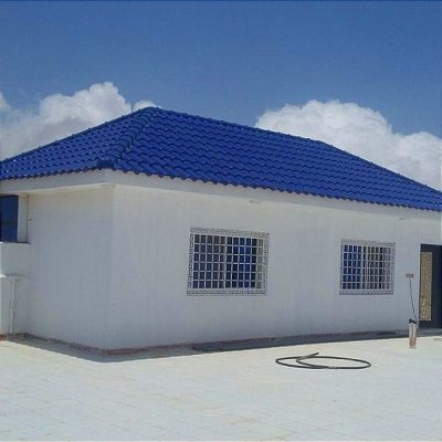 تركيب قرميد أزرق لمجلس خارجي – حداد الدمام